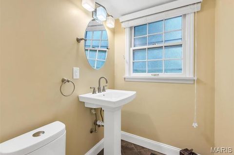 Tiny photo for 9 Middlebury Lane, Chesterfield, MO 63017 (MLS # 26015617)