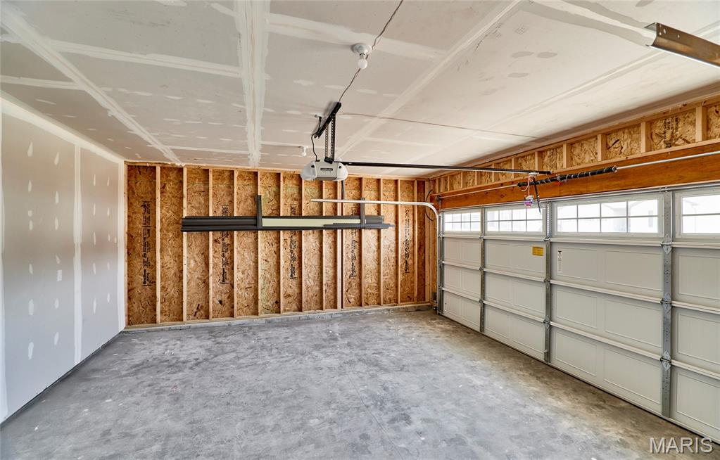 Peruque Creek Manor - Residential