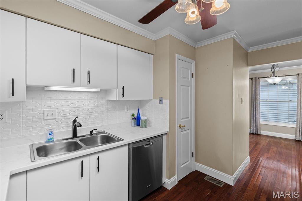 Greens Of Broadmoor Condo 11 - Residential