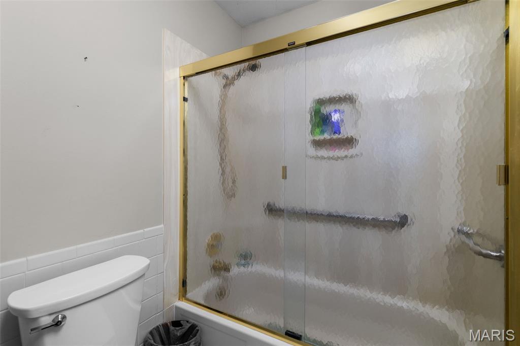 Greens Of Broadmoor Condo 11 - Residential