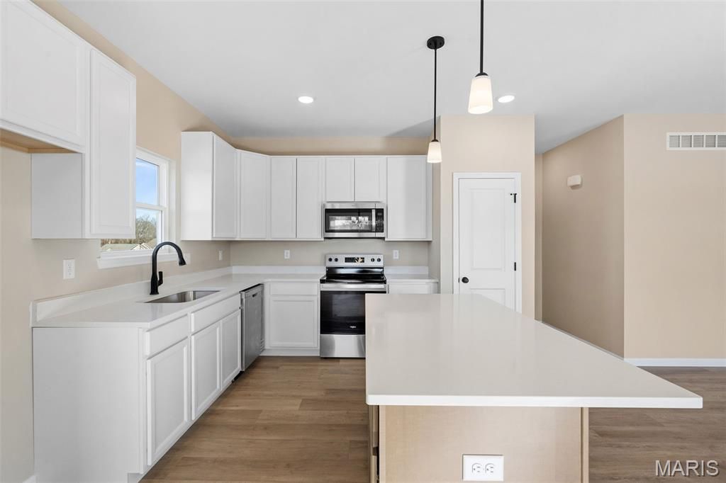 Photo of 2320 Hank's Close #176 STB, Washington, MO 63090 (MLS # 26028419)