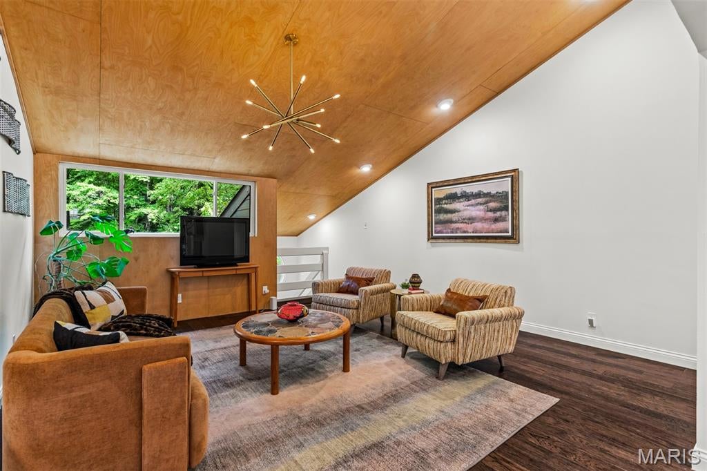 35 Arrowhead Estates Court