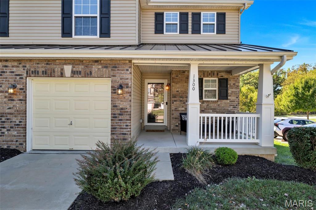 Photo of 1300 New Charter Lane, OFallon, MO 63366 (MLS # 26065131)