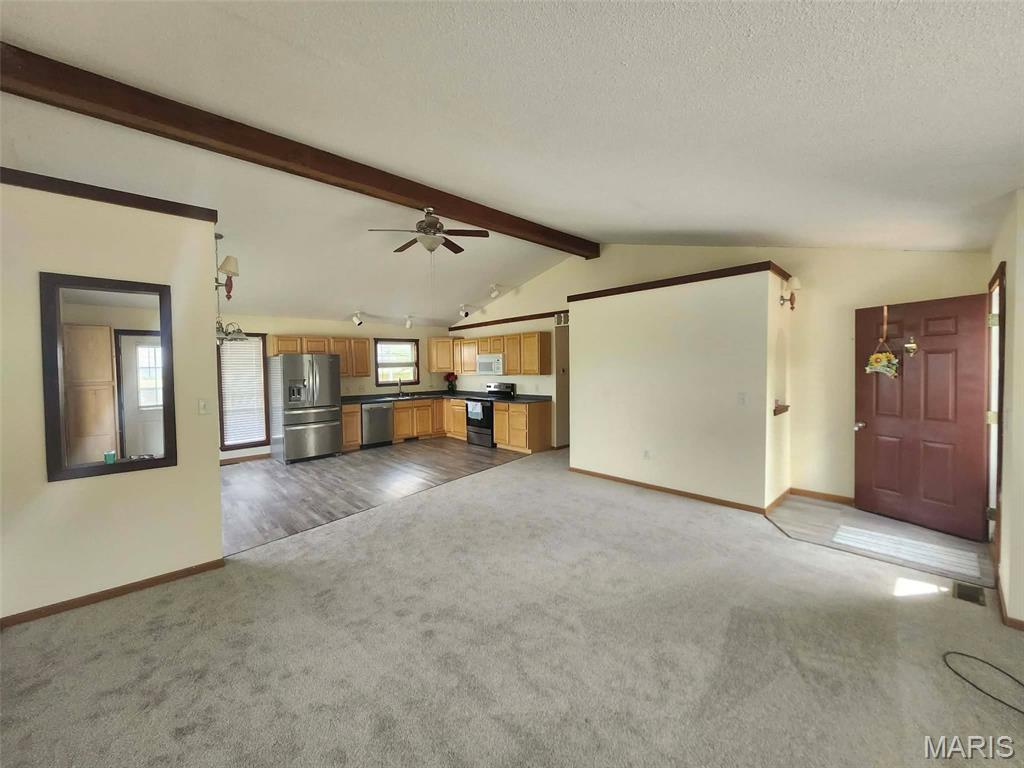 Hillcrest Heights 01 - Residential