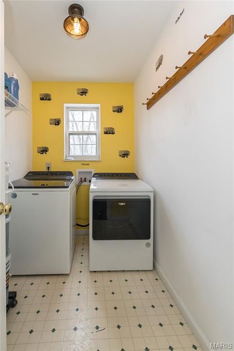 Tiny photo for 187 White Oak Estates Drive, Troy, MO 63379 (MLS # 26011656)