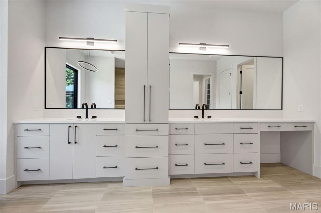 Ballas Ridge - Residential