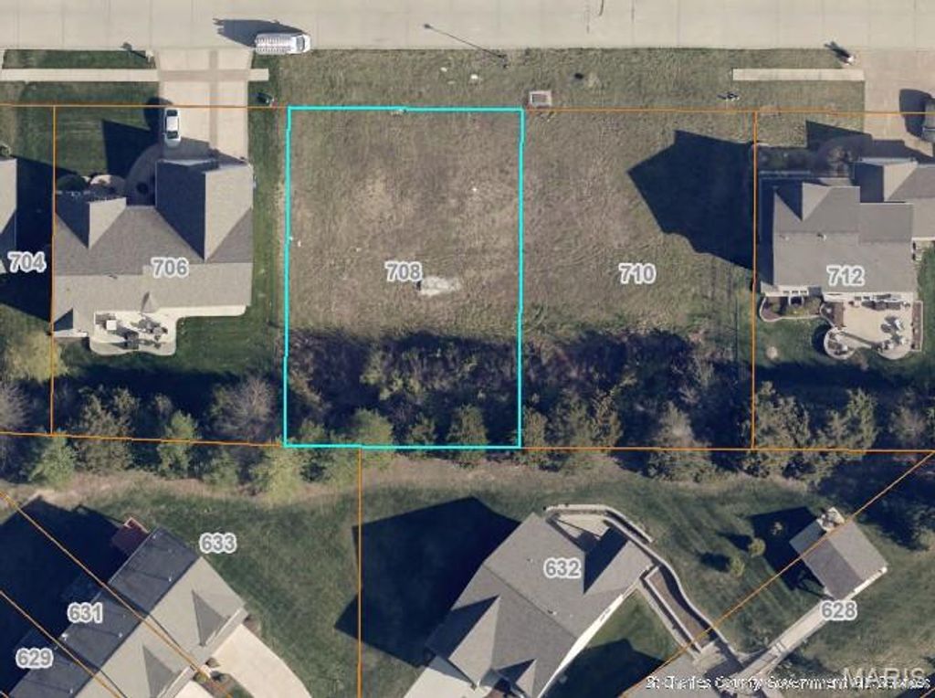 Photo of 708 Vista Springs Court, Wentzville, MO 63385 (MLS # 26019172)