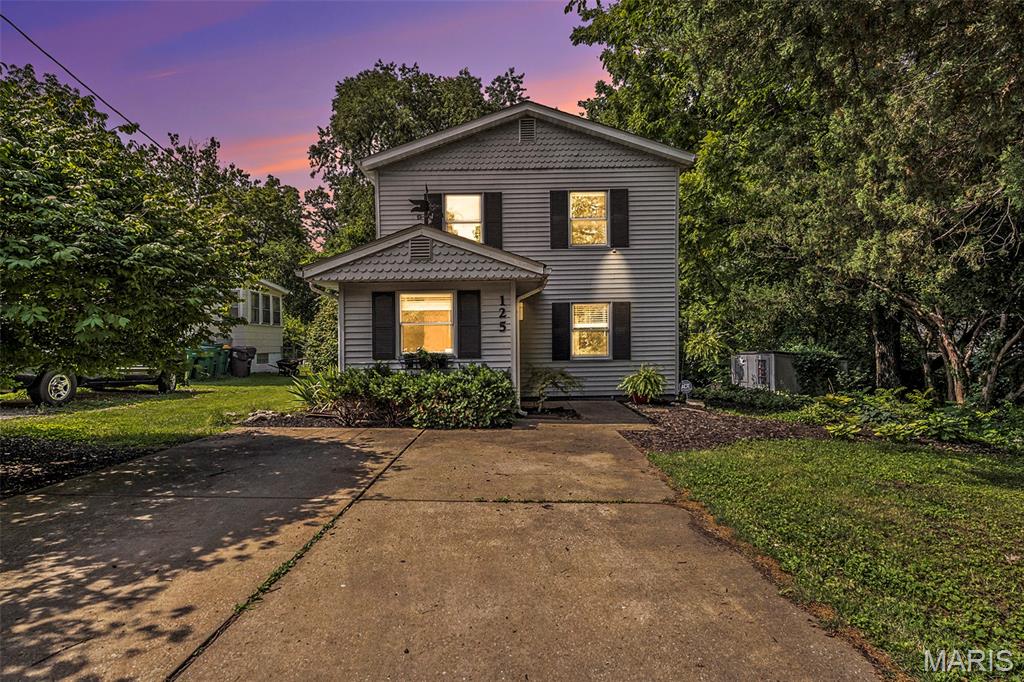125 E Frisco Avenue