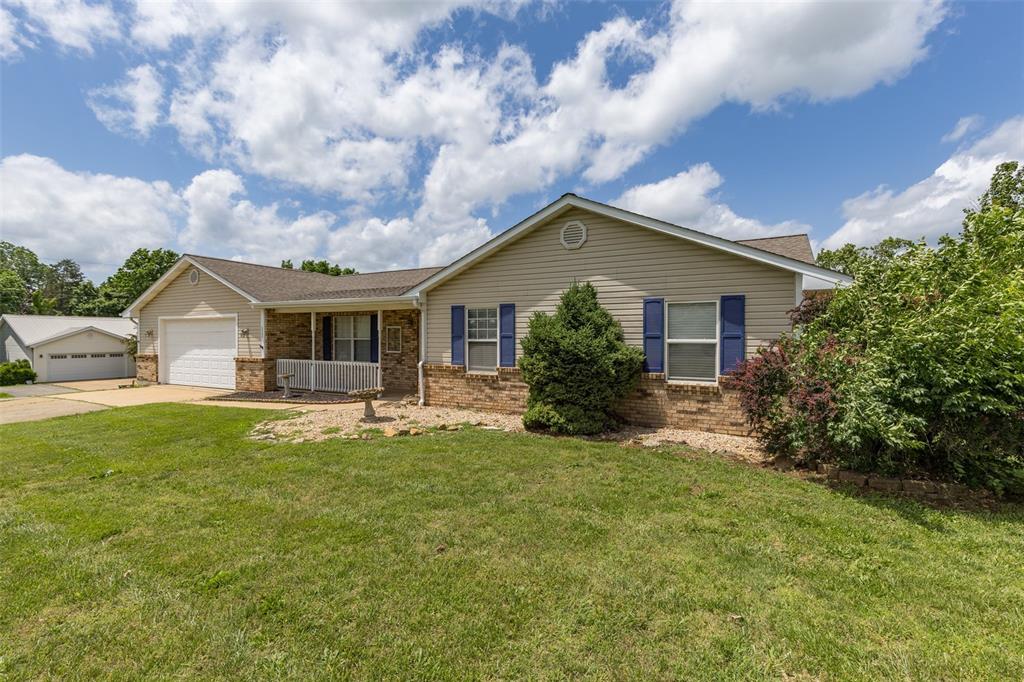 Riverwoods #One - Residential