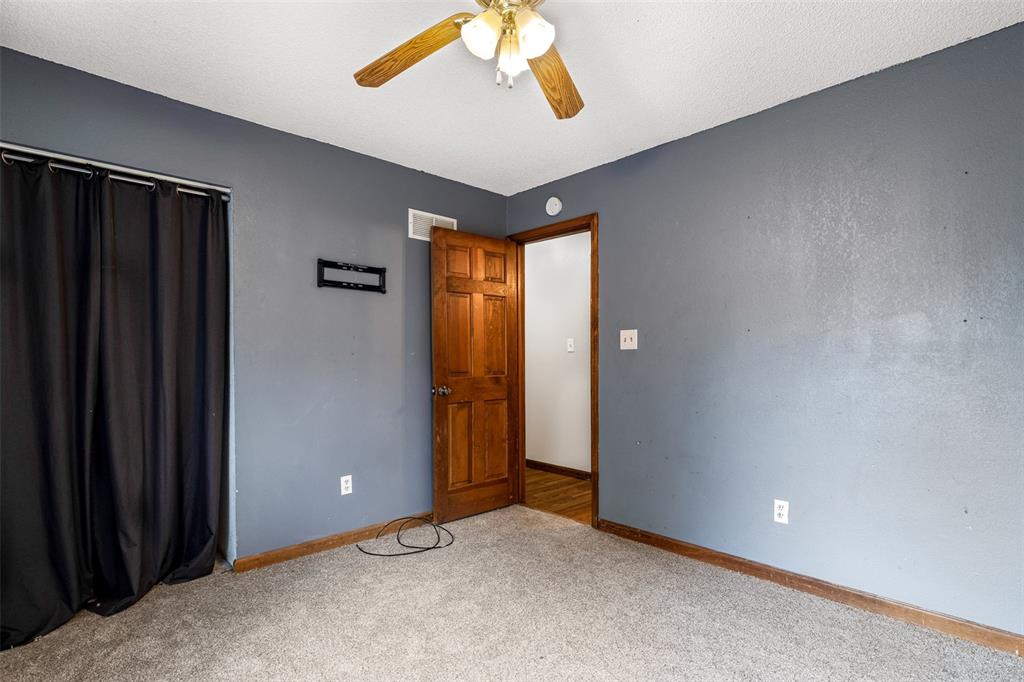 Riverwoods #One - Residential