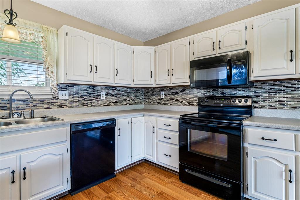 Riverwoods #One - Residential