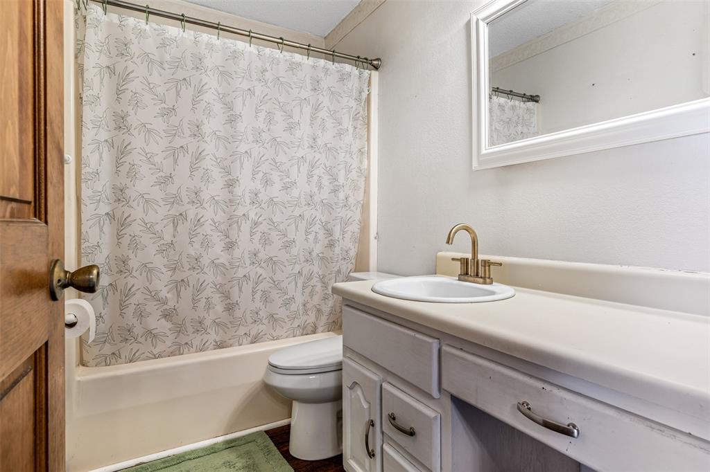 Riverwoods #One - Residential