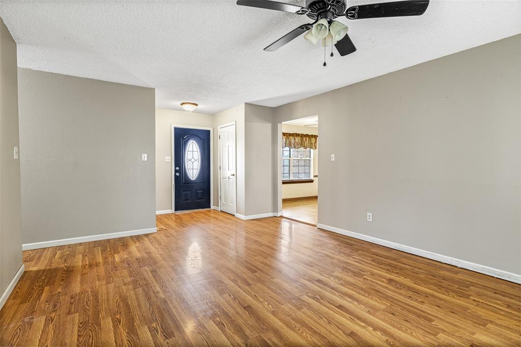 Riverwoods #One - Residential