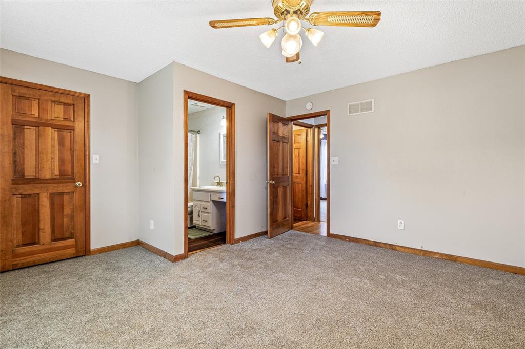 Riverwoods #One - Residential