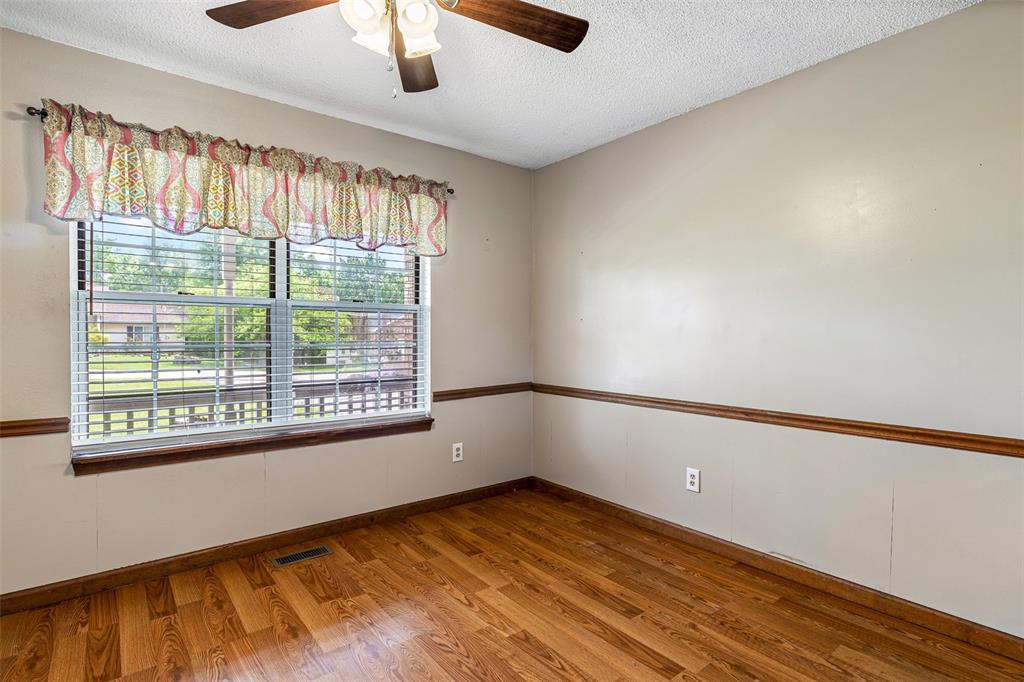 Riverwoods #One - Residential