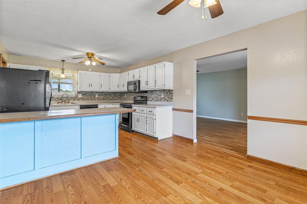 Riverwoods #One - Residential