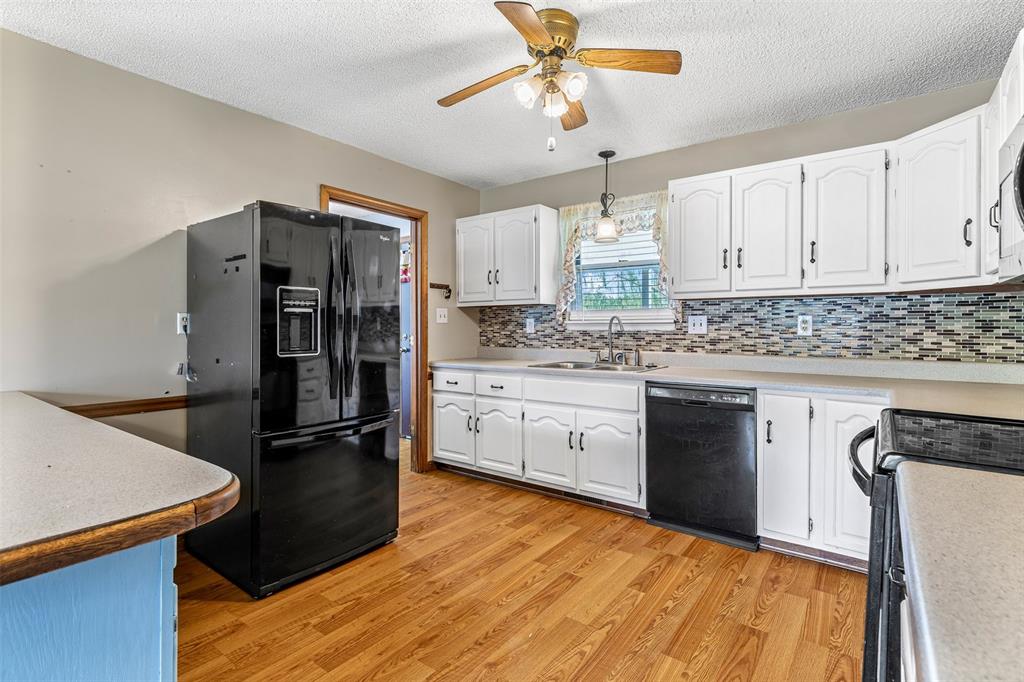 Riverwoods #One - Residential