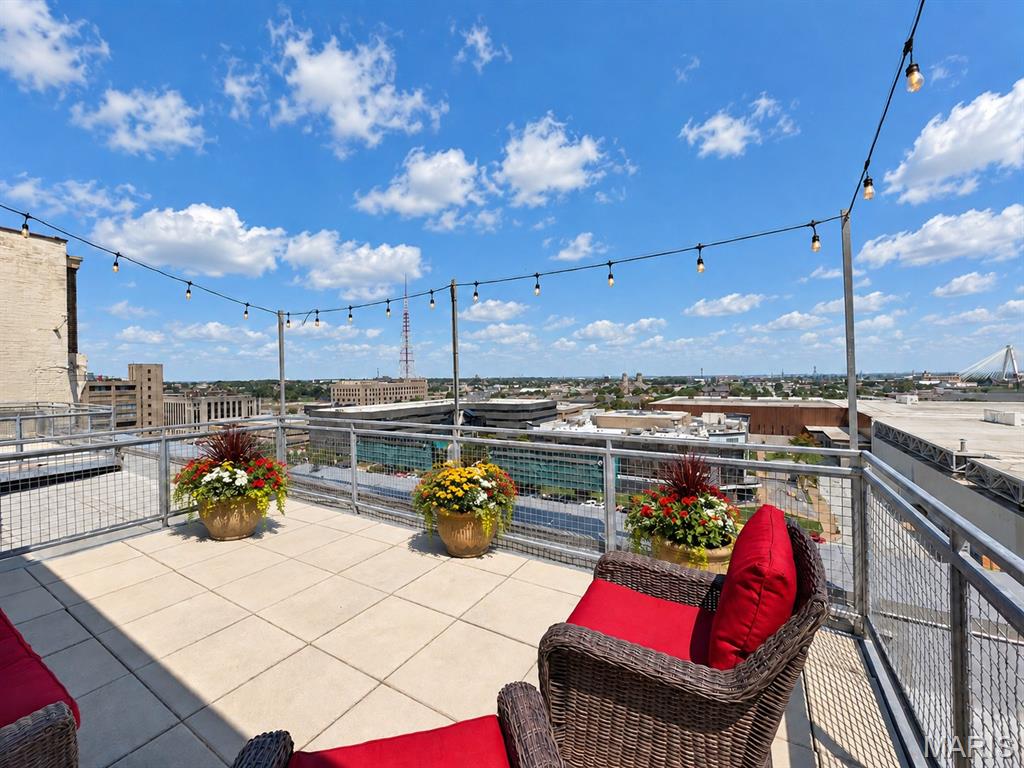 901 Washington Avenue 708
