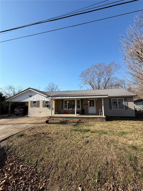 Photo of 2309 Thomas Street, Poplar Bluff, MO 63901 (MLS # 25081270)
