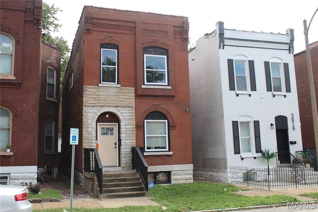 3614 Iowa Avenue