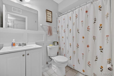 Tiny photo for 1034 Pinegate Drive, Kirkwood, MO 63122 (MLS # 26065396)