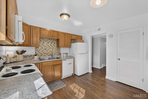 Tiny photo for 1034 Pinegate Drive, Kirkwood, MO 63122 (MLS # 26065396)