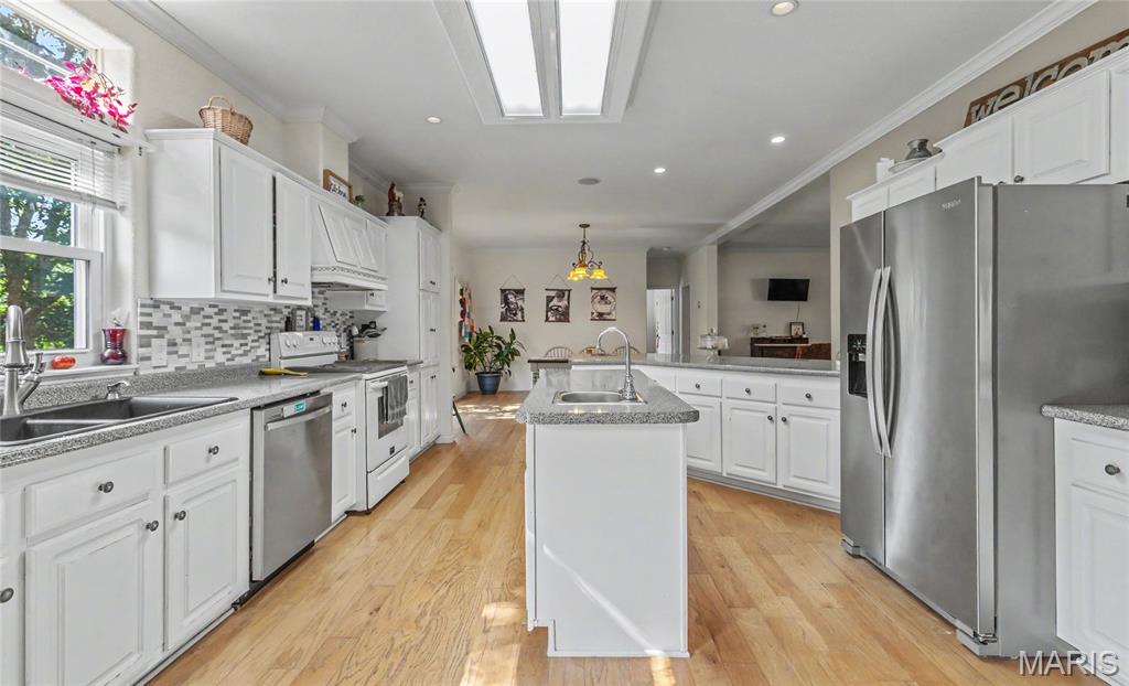 394 Sunset Echo Road