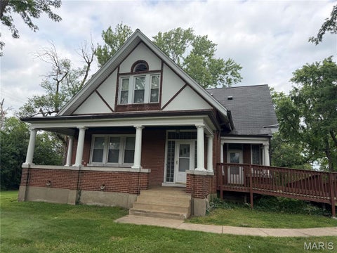 Photo of 2655 Parker Road, Florissant, MO 63033 (MLS # 26036219)