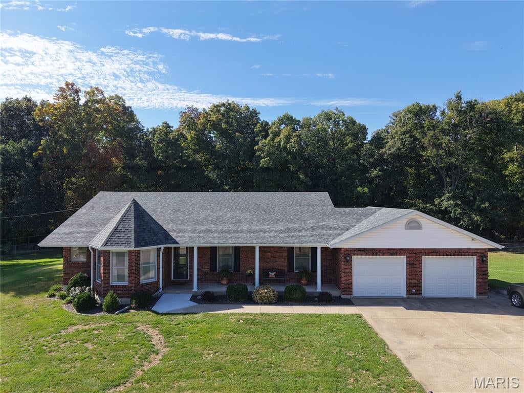 Photo of 244 Hummingbird Lane, Hannibal, MO 63401 (MLS # 26067660)