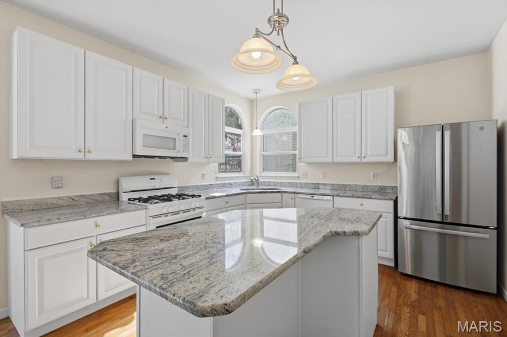 Vista Glen Add Ph One - Residential