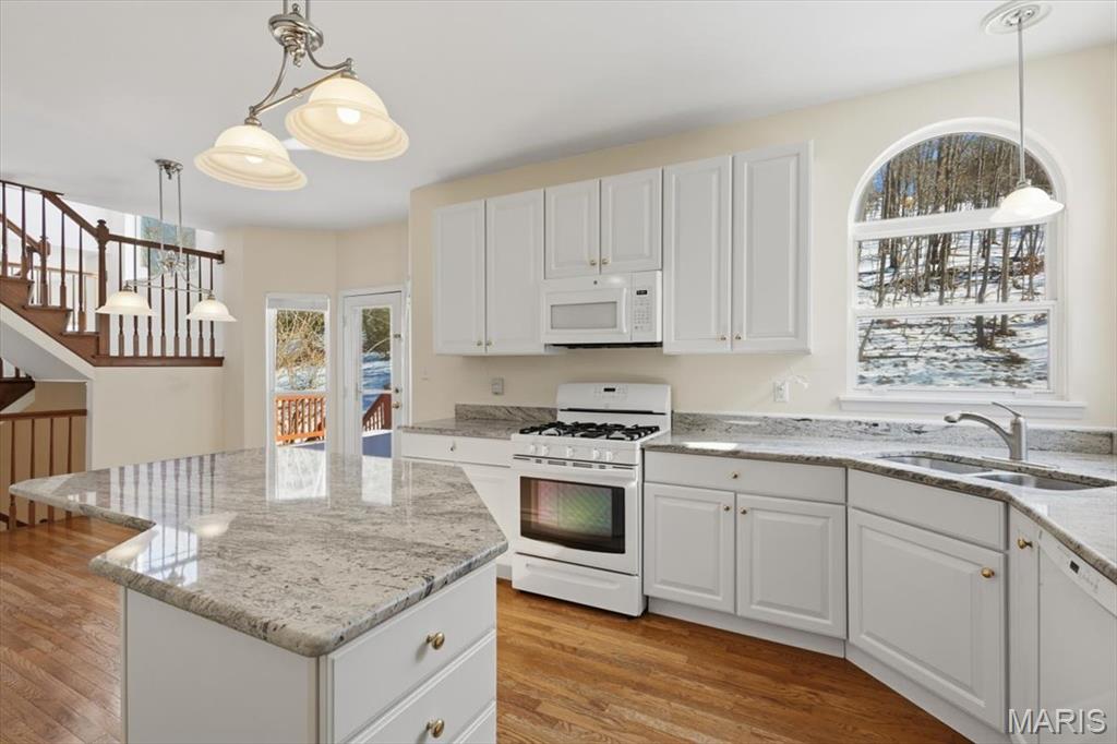 Vista Glen Add Ph One - Residential