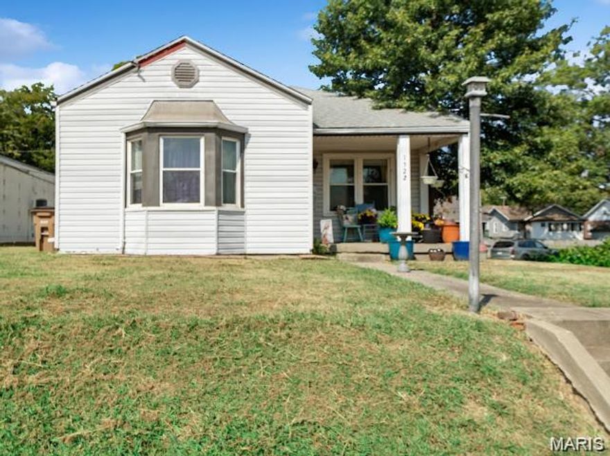 2 bedroom, 1 bathroom home centrally located to Cape's convenient amenities, the college campus and downtown vibes! Home boasts a good sized living room, both bedrooms on the main level, and an unfinished basement for additional storage!! Schedule your showing today.