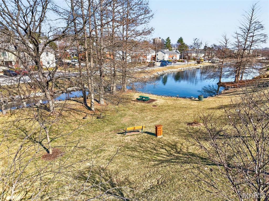 Brentwood Forest Condo Ph Three - Residential