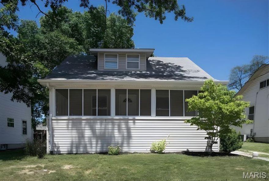 Welcome to this charming 2 bed, 1.5 bath bungalow just minutes from downtown Kirkwood and located in the highly sought-after Kirkwood School District. Nestled on a quiet cul-de-sac near Harrison and Woodbine, this home features an enclosed screened-in front porch with bench swing, hardwood floors on the main level, separate dining room, and a spacious living/family room combo.
The kitchen provides easy access to the fenced backyard—perfect for outdoor entertaining—and includes refrigerator, no dishwasher, and gas stove/oven. Upstairs offers two bedrooms and a full bath with a standalone clawfoot tub. Detached shed provides additional storage (not suitable for vehicles).

Expected occupancy mid-March. Tenant responsible for all utilities, lawn care, and snow removal. Minimum 1-year lease. One month security deposit and first month’s rent due upon approval. Pets allowed with $300 nonrefundable pet fee. Minimum 650 credit score and income of at least 3x the monthly rent required. All occupants 18+ must apply.