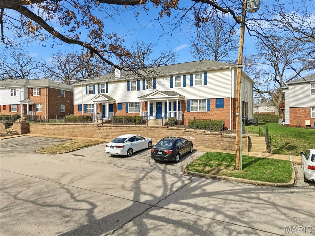 Brentwood Forest Condo Ph Five - Residential