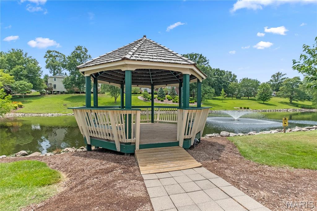 Brentwood Forest Condo Ph Five - Residential