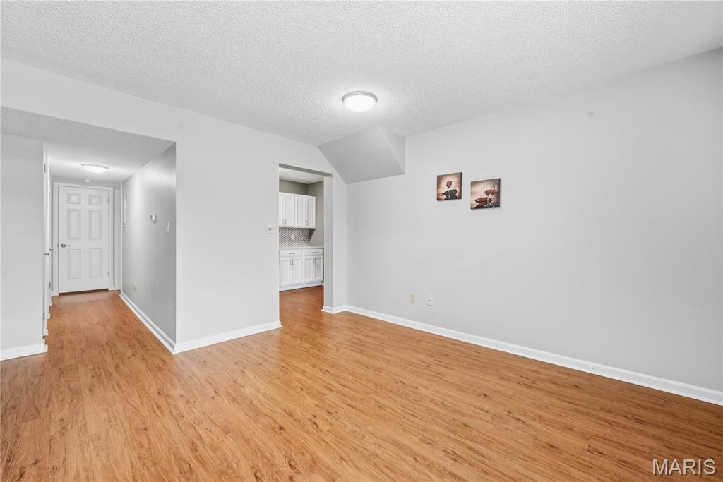 Brentwood Forest Condo Ph Five - Residential