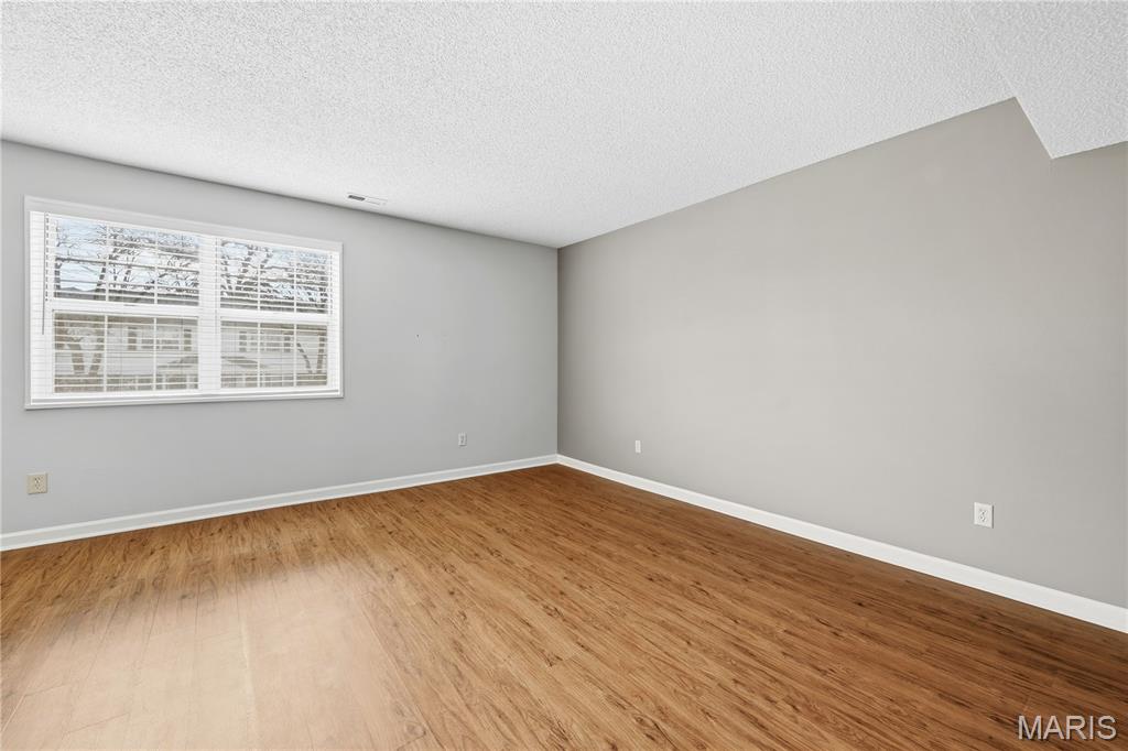 Brentwood Forest Condo Ph Five - Residential