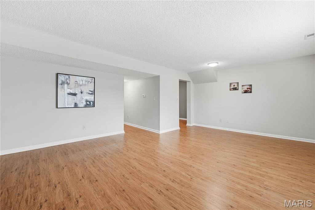 Brentwood Forest Condo Ph Five - Residential