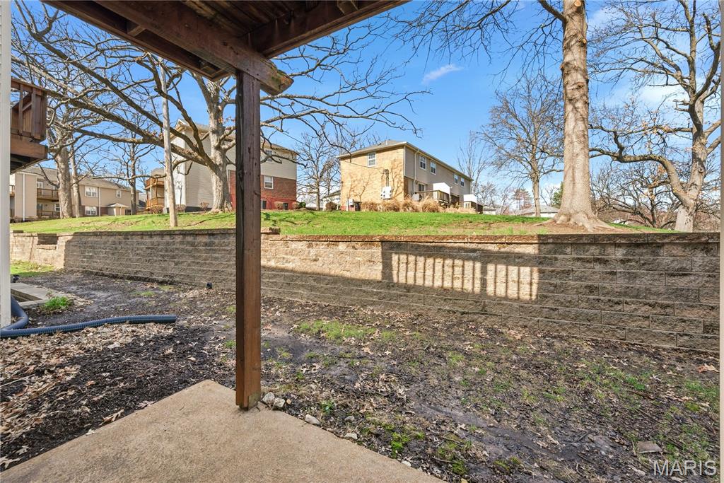 Brentwood Forest Condo Ph Five - Residential