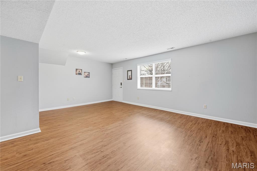 Brentwood Forest Condo Ph Five - Residential