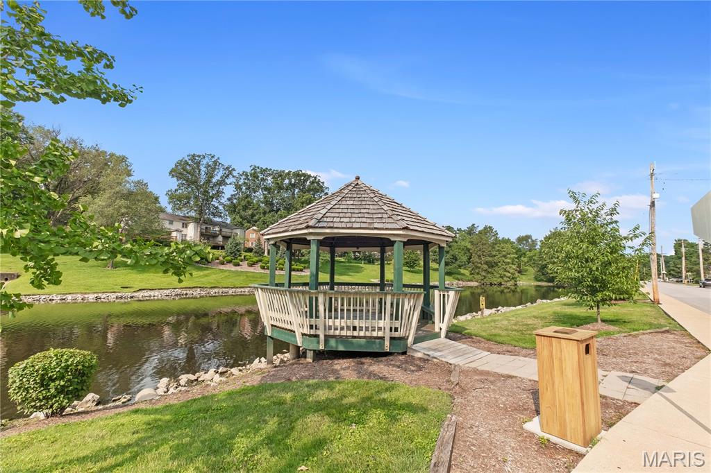 Brentwood Forest Condo Ph Five - Residential