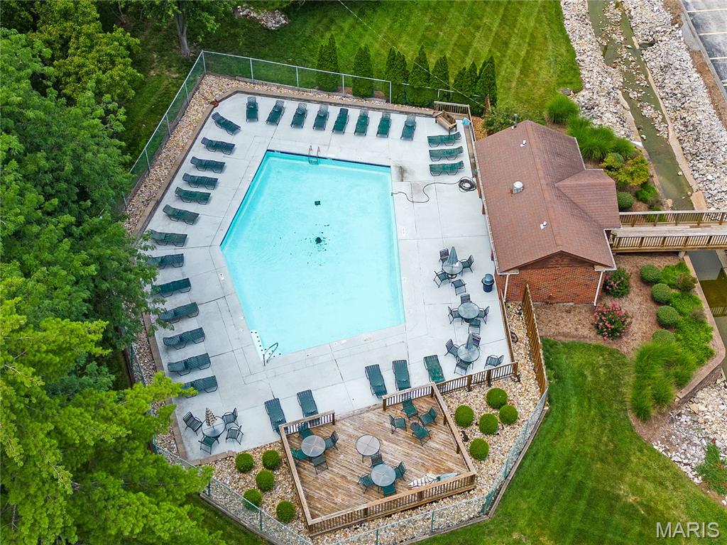 Brentwood Forest Condo Ph Five - Residential