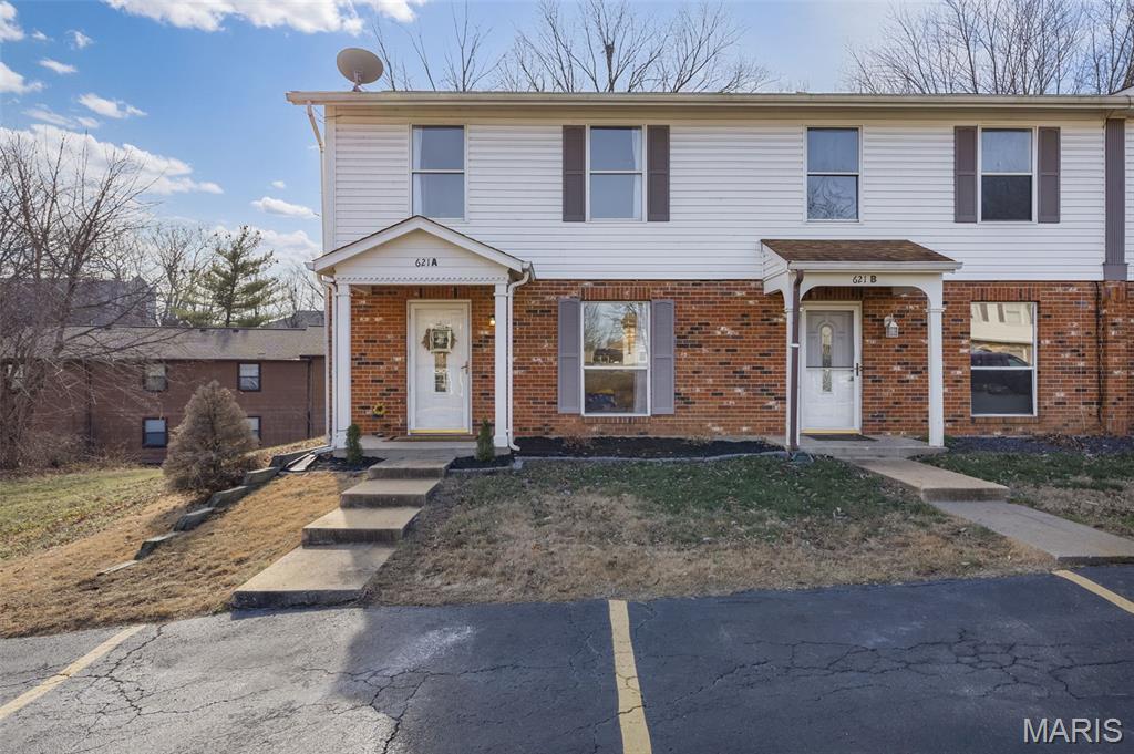 621 Westwood Drive S A