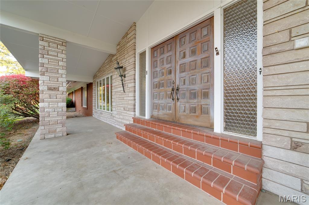 2 Country Estates Place