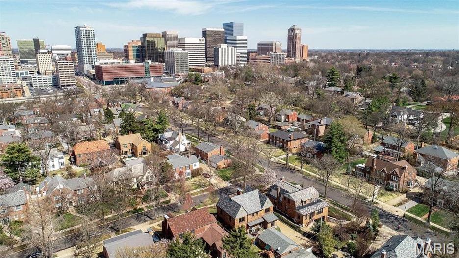 Davis Place - Residential