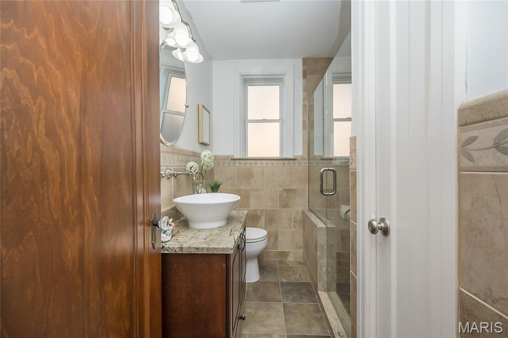 Davis Place - Residential