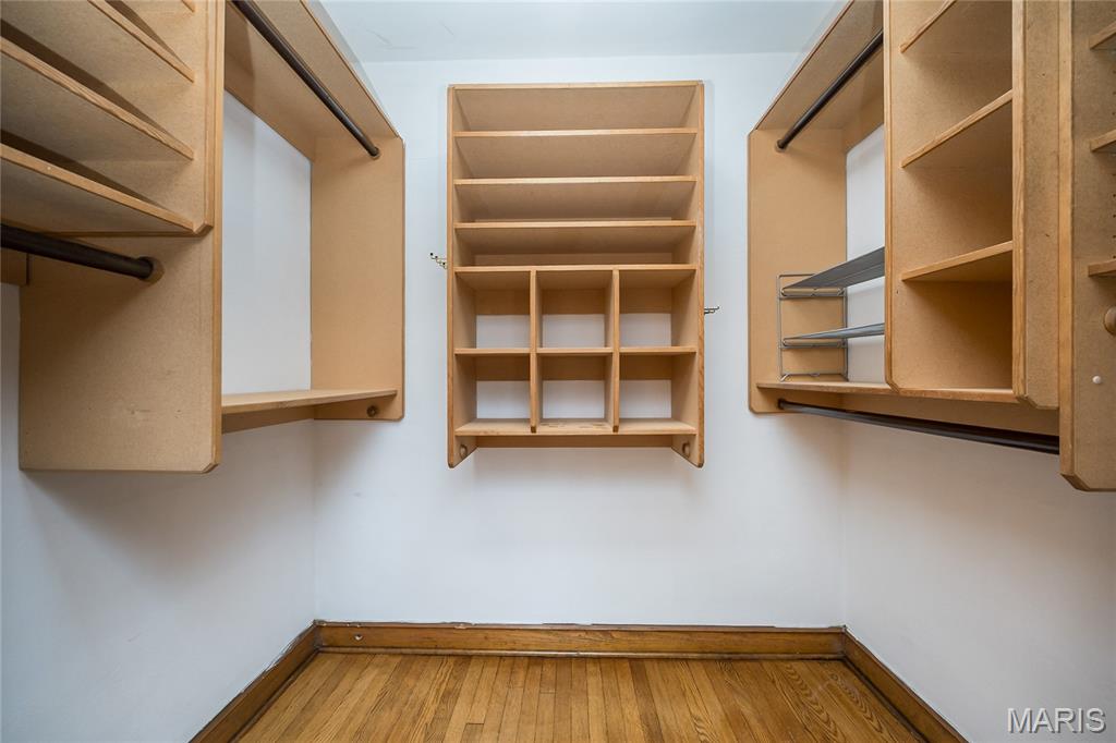 Davis Place - Residential