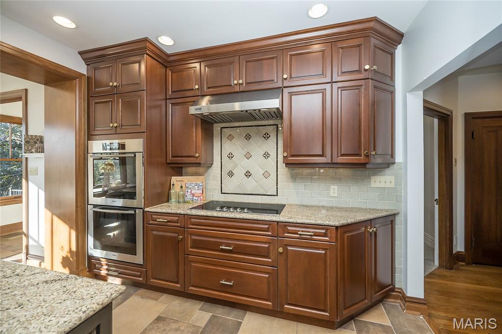 Davis Place - Residential