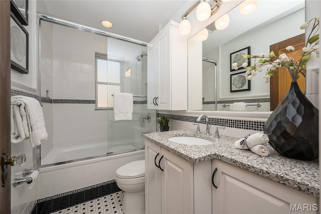 Davis Place - Residential